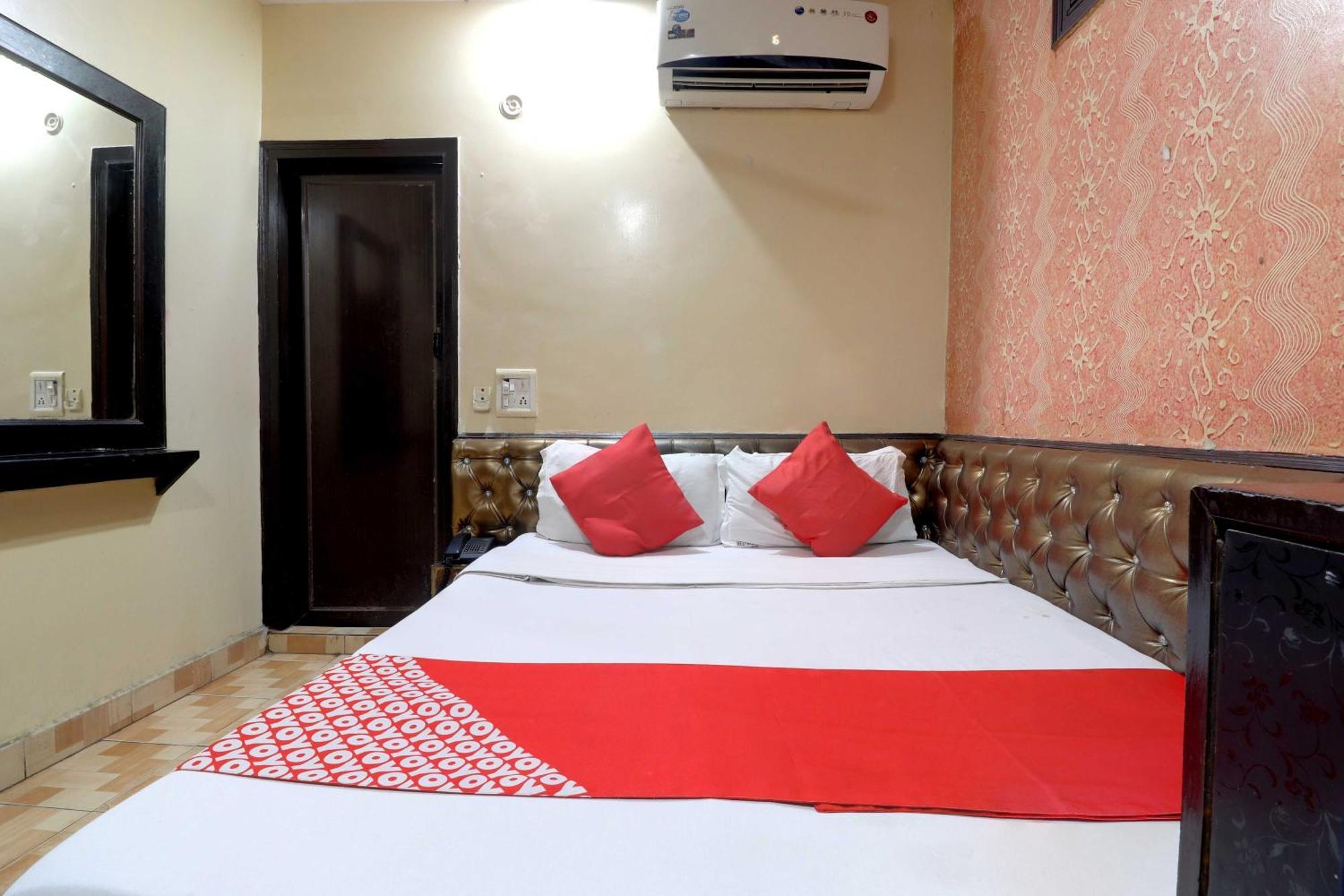نيودلهي Oyo Flagship 81569 The Red Rose Inn المظهر الخارجي الصورة