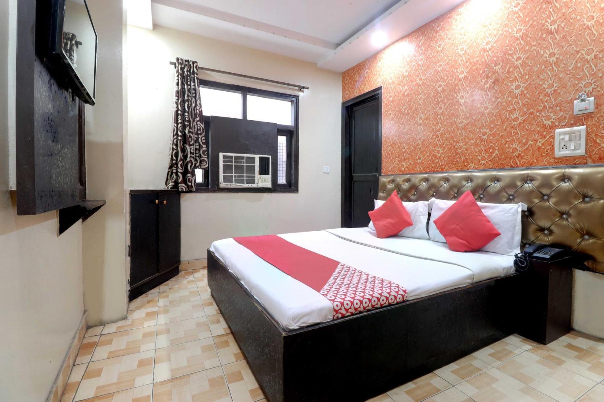 نيودلهي Oyo Flagship 81569 The Red Rose Inn المظهر الخارجي الصورة