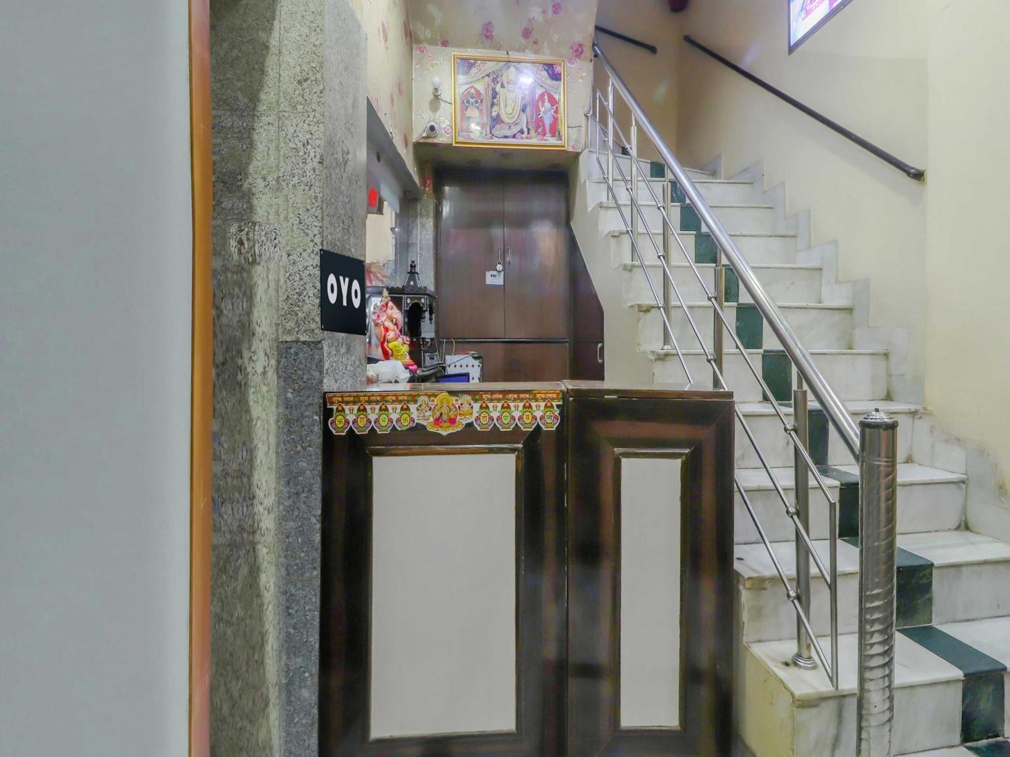نيودلهي Oyo Flagship 81569 The Red Rose Inn المظهر الخارجي الصورة