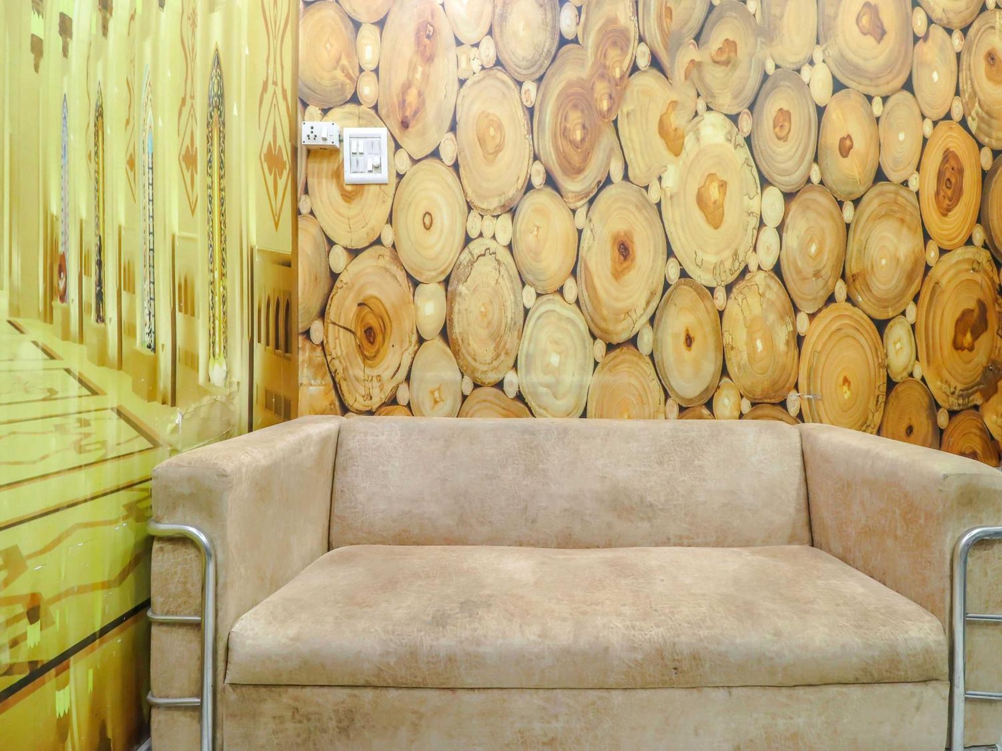 نيودلهي Oyo Flagship 81569 The Red Rose Inn المظهر الخارجي الصورة